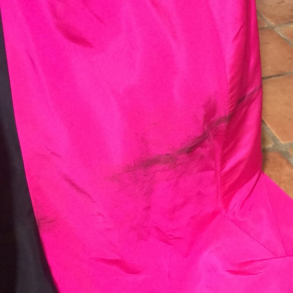 Oscar de la renta hot pink gown size 2 - Picture 9 of 16